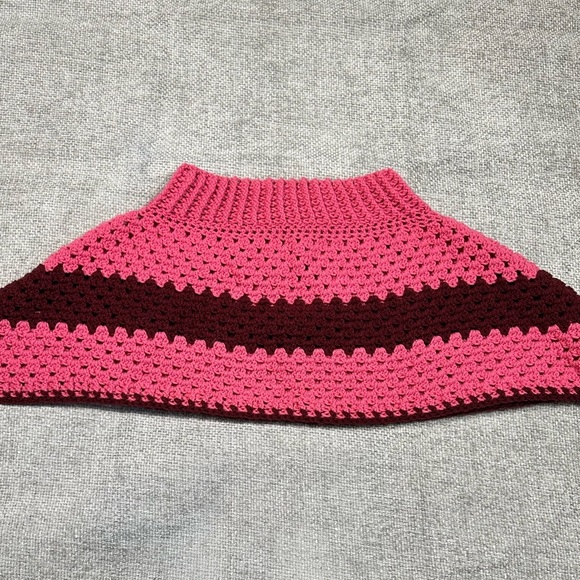 Handmade Chunky Knit Pink Burgundy Crochet Poncho Shawl Boho Granny Cottage‎ - Picture 8 of 10